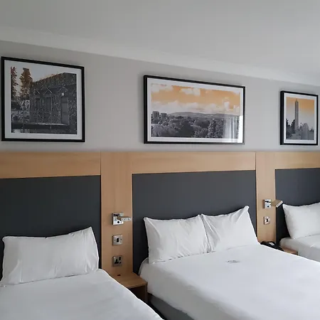 Maldron Hotel, Newlands Cross 4*