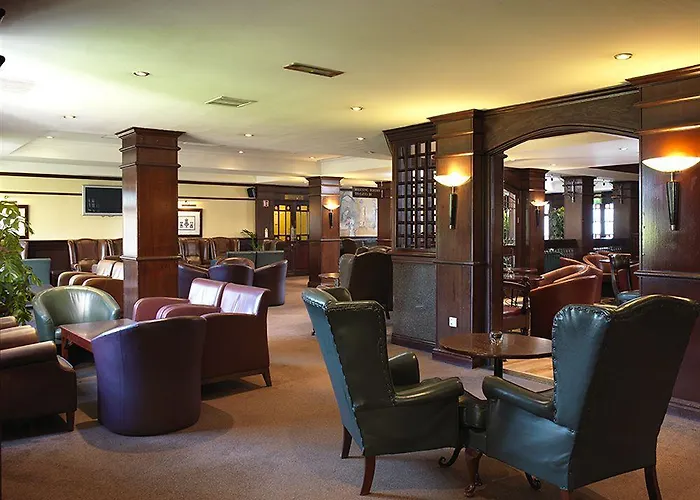 Отель Maldron Hotel, Newlands Cross 4*