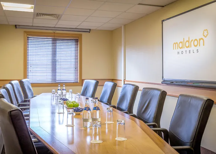 Maldron Hotel, Newlands Cross 4*