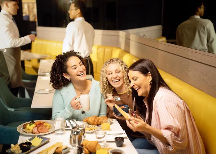 Отель Maldron Hotel, Newlands Cross Клондолкин