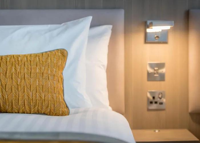 Maldron Hotel, Newlands Cross Отель