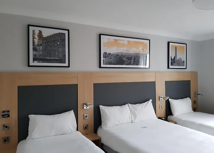 Maldron Hotel, Newlands Cross 4*