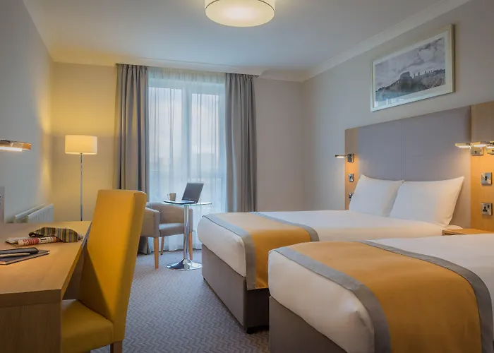 Hotel Maldron Hotel, Newlands Cross 4*