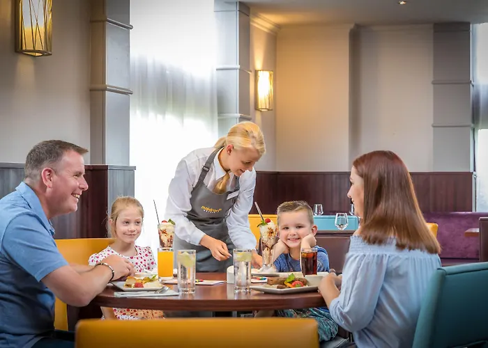 Отель Maldron Hotel, Newlands Cross