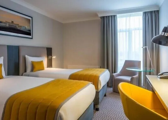 Maldron Hotel, Newlands Cross 4*