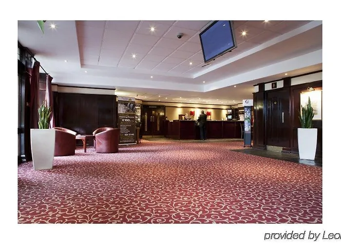 Maldron Hotel, Newlands Cross Отель